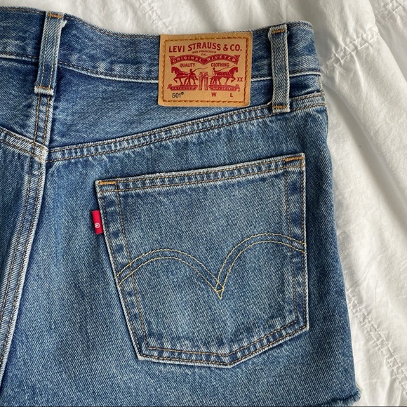 Levi's Pants - Levi’s Denim Jean Shorts size 27